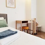 Haussmann 2Br Apt In Le Marais For 6 & 3Mns To Metro